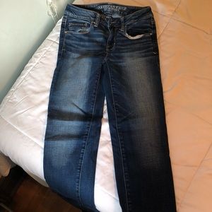 American Eagle blue skinny jean